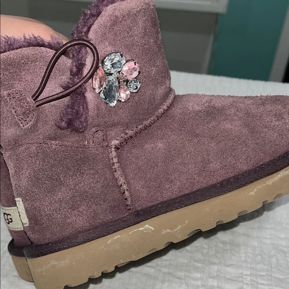 Uggs boots‎ Women's Suede Ankle Boots - Purple Mini Bailey Button Gem Classic